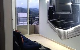 Bello apto en armenia 1306